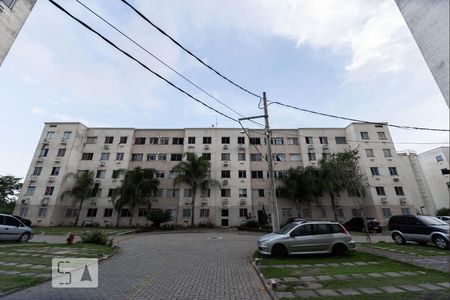 Apartamento à venda com 48m², 2 quartos e 1 vaga Apartamento à venda com 48m², 2 quartos e 1 vagaFachada