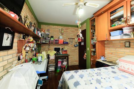 Casa à venda com 267m², 3 quartos e 2 vagas Casa à venda com 267m², 3 quartos e 2 vagasQuarto 1
