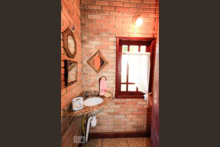 Casa à venda com 267m², 3 quartos e 2 vagas Casa à venda com 267m², 3 quartos e 2 vagasLavabo 2