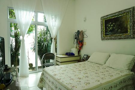 Casa à venda com 424m², 5 quartos e 4 vagasSuíte 1