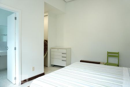 Casa à venda com 424m², 5 quartos e 4 vagasSuíte 2