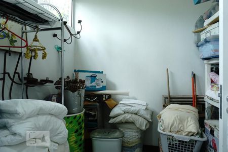 Casa à venda com 424m², 5 quartos e 4 vagasQuarto de Serviço