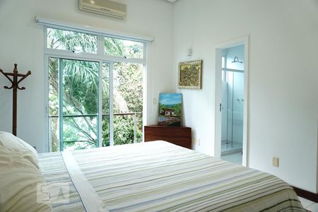 Casa à venda com 424m², 5 quartos e 4 vagasSuíte 2