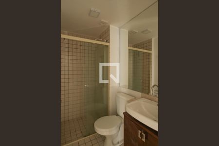 Apartamento à venda com 67m², 3 quartos e 2 vagas Apartamento à venda com 67m², 3 quartos e 2 vagasBanheiro Social