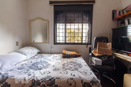 Apartamento à venda com 156m², 3 quartos e 2 vagas Apartamento à venda com 156m², 3 quartos e 2 vagasQuarto 1