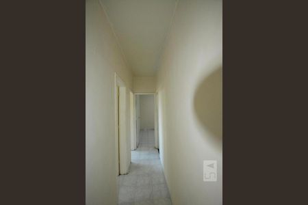 Corredor de apartamento à venda com 3 quartos, 70m² em Irajá, Rio de Janeiro