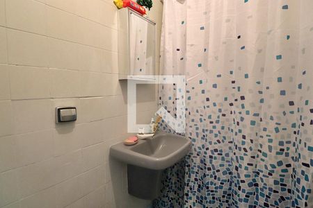 Casa à venda com 171m², 3 quartos e 2 vagasBanheiro do Quarto 4