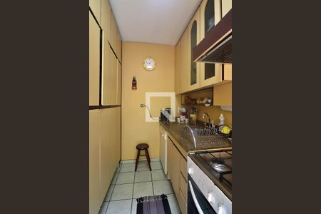 Casa à venda com 171m², 3 quartos e 2 vagasCozinha