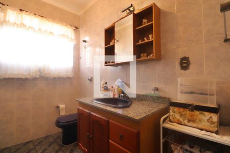 Casa à venda com 171m², 3 quartos e 2 vagasBanheiro Social