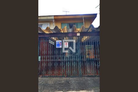 Casa à venda com 171m², 3 quartos e 2 vagasFachada