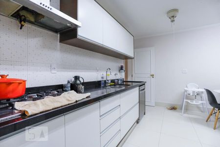 Apartamento à venda com 180m², 3 quartos e 3 vagasCozinha