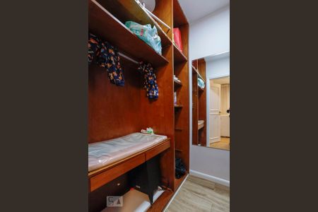 Apartamento à venda com 180m², 3 quartos e 3 vagasCloset do Quarto 1