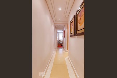 Apartamento à venda com 180m², 3 quartos e 3 vagasCorredor