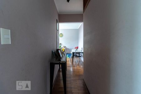 Apartamento à venda com 95m², 3 quartos e 1 vaga Apartamento à venda com 95m², 3 quartos e 1 vagaCorredor
