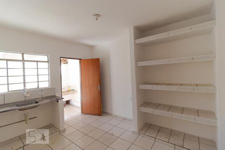 Casa à venda com 90m², 2 quartos e 1 vaga Casa à venda com 90m², 2 quartos e 1 vagaCozinha