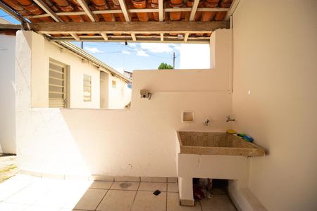 Casa à venda com 90m², 2 quartos e 1 vaga Casa à venda com 90m², 2 quartos e 1 vagaÁrea de Serviço