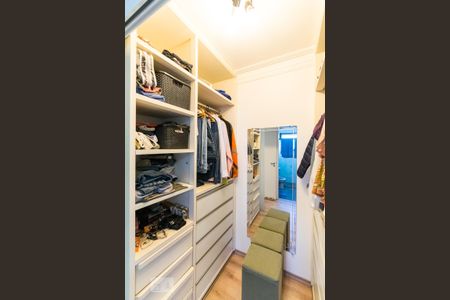 Apartamento à venda com 84m², 3 quartos e 2 vagas Apartamento à venda com 84m², 3 quartos e 2 vagasCloset da Suíte