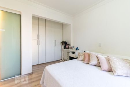 Apartamento à venda com 84m², 3 quartos e 2 vagas Apartamento à venda com 84m², 3 quartos e 2 vagasSuíte
