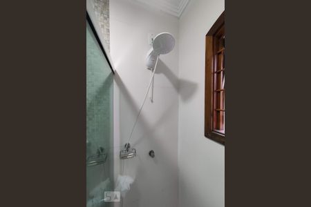 Casa à venda com 192m², 2 quartos e 2 vagasBanheiro