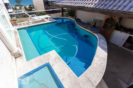 Apartamento à venda com 368m², 4 quartos e 2 vagasPiscina