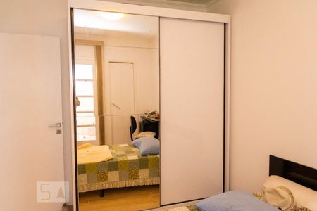 Casa à venda com 122m², 2 quartos e 3 vagas Casa à venda com 122m², 2 quartos e 3 vagasQuarto 1