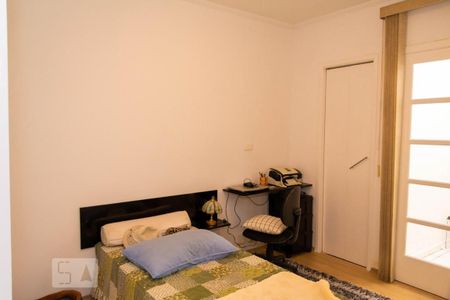 Casa à venda com 122m², 2 quartos e 3 vagas Casa à venda com 122m², 2 quartos e 3 vagasQuarto 1