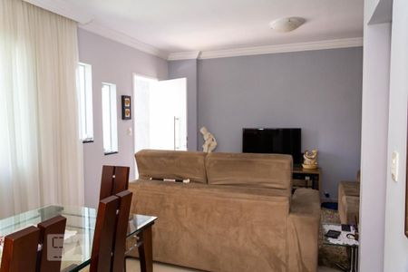 Casa à venda com 122m², 2 quartos e 3 vagas Casa à venda com 122m², 2 quartos e 3 vagasSala de Jantar