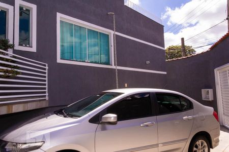 Casa à venda com 122m², 2 quartos e 3 vagas Casa à venda com 122m², 2 quartos e 3 vagasGaragem