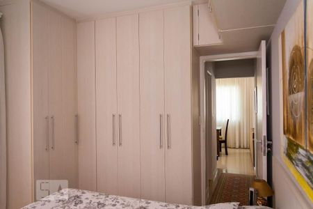 Casa à venda com 122m², 2 quartos e 3 vagas Casa à venda com 122m², 2 quartos e 3 vagasQuarto 2