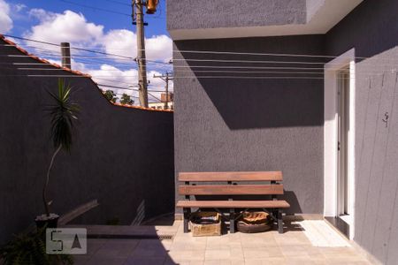 Casa à venda com 122m², 2 quartos e 3 vagas Casa à venda com 122m², 2 quartos e 3 vagasQuintal