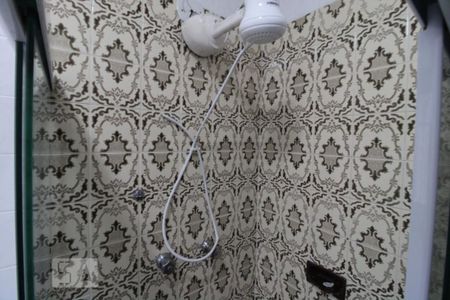 Casa à venda com 200m², 3 quartos e 2 vagasBanheiro da suíte