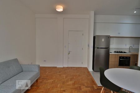Sala de apartamento para alugar com 1 quarto, 70m² em Cerqueira César, São Paulo