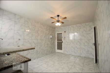 Apartamento para alugar com 93m², 2 quartos e 1 vagaCozinha