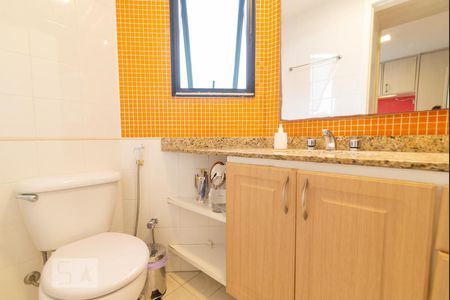 Apartamento à venda com 85m², 2 quartos e 1 vaga Apartamento à venda com 85m², 2 quartos e 1 vagaBanheiro da Suíte