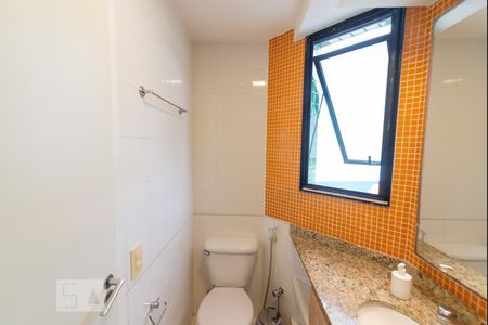 Apartamento à venda com 85m², 2 quartos e 1 vaga Apartamento à venda com 85m², 2 quartos e 1 vagaBanheiro da Suíte