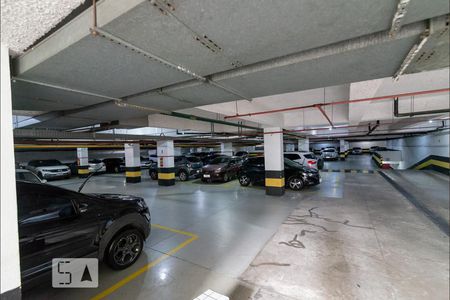 Apartamento à venda com 85m², 2 quartos e 1 vaga Apartamento à venda com 85m², 2 quartos e 1 vagaGaragem