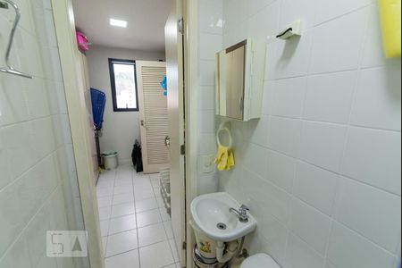 Apartamento à venda com 85m², 2 quartos e 1 vaga Apartamento à venda com 85m², 2 quartos e 1 vagaBanheiro de Serviço
