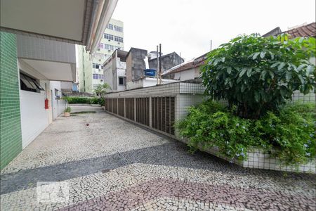 Apartamento à venda com 85m², 2 quartos e 1 vaga Apartamento à venda com 85m², 2 quartos e 1 vagaÁrea Comum - Playground