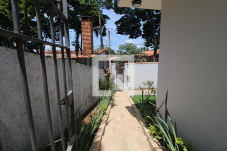 Casa à venda com 300m², 3 quartos e 4 vagasEntrada