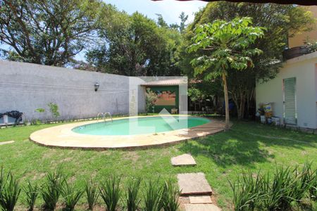 Casa à venda com 300m², 3 quartos e 4 vagasPiscina
