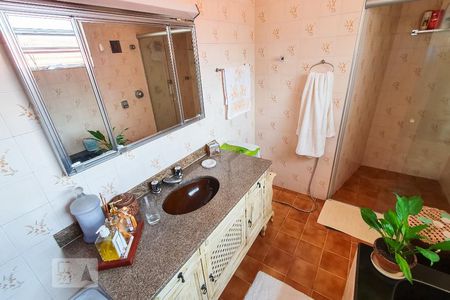 Casa à venda com 220m², 4 quartos e 4 vagasQuarto 1 - suite