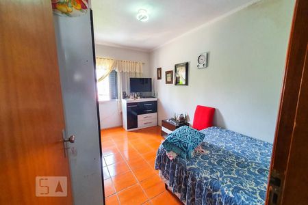 Casa à venda com 220m², 4 quartos e 4 vagasQuarto 2