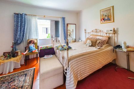 Casa à venda com 220m², 4 quartos e 4 vagasQuarto 1 - suite