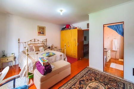 Casa à venda com 220m², 4 quartos e 4 vagasQuarto 1 - suite