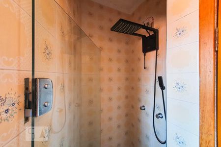 Casa à venda com 220m², 4 quartos e 4 vagasBanheiro Social