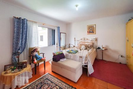 Casa à venda com 220m², 4 quartos e 4 vagasQuarto 1 - suite