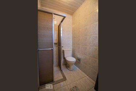 Casa à venda com 250m², 5 quartos e 6 vagasBanheiro da Suíte 1