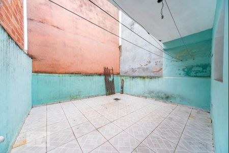 Casa à venda com 200m², 3 quartos e 2 vagasQuintal Fundos