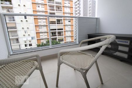 Sacada de apartamento para alugar com 1 quarto, 41m² em Vila Itapura, Campinas