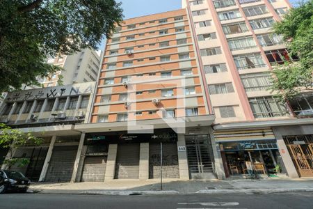 Studio à venda com 28m², 1 quarto e sem vaga Studio à venda com 28m², 1 quarto e sem vagaFachada